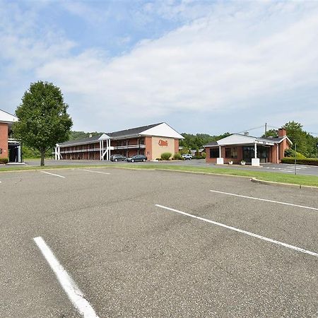 Americas Best Value Inn Bridgewater Exterior photo