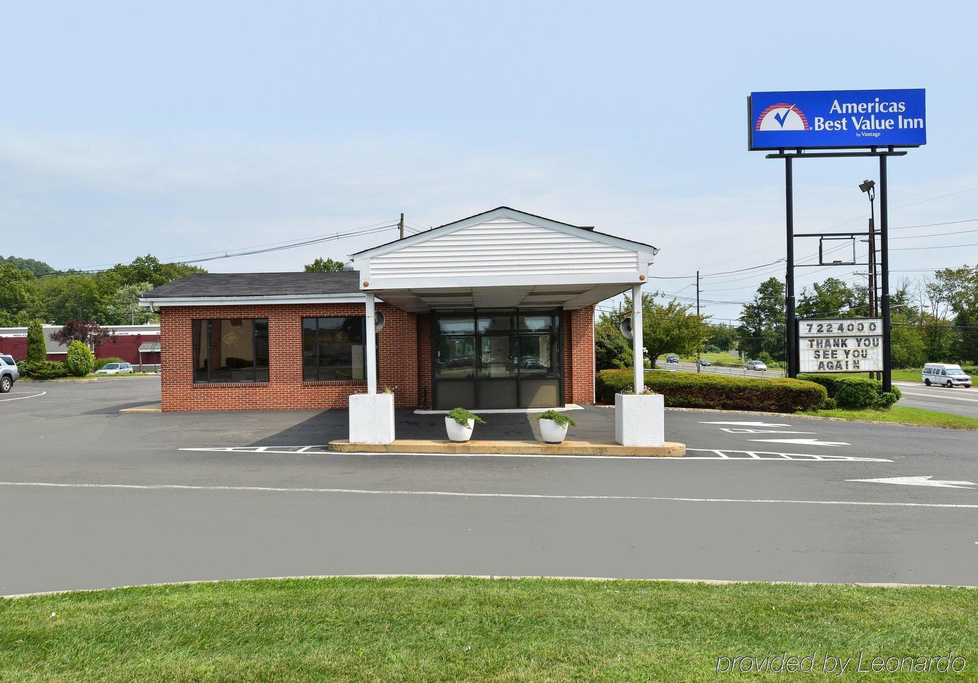 Americas Best Value Inn Bridgewater Exterior photo